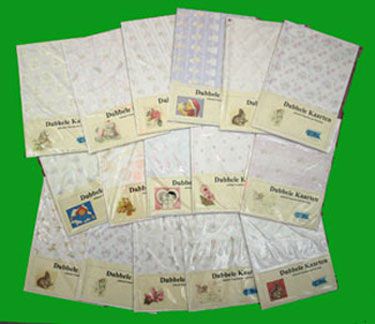30 Abbildung Doppelkarten Packungen mit Umschlage